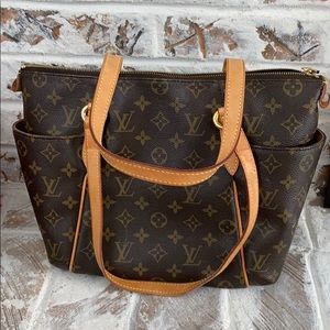 Authentic Louis Vuitton Tote